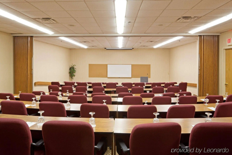 Envision Hotel & Conference Center Mansfield-Foxboro photo 20