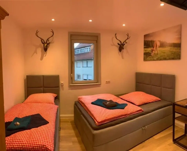 Standard Triple room