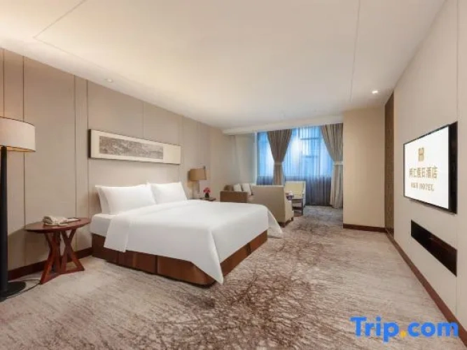Quadruple Family Duplex Suite
