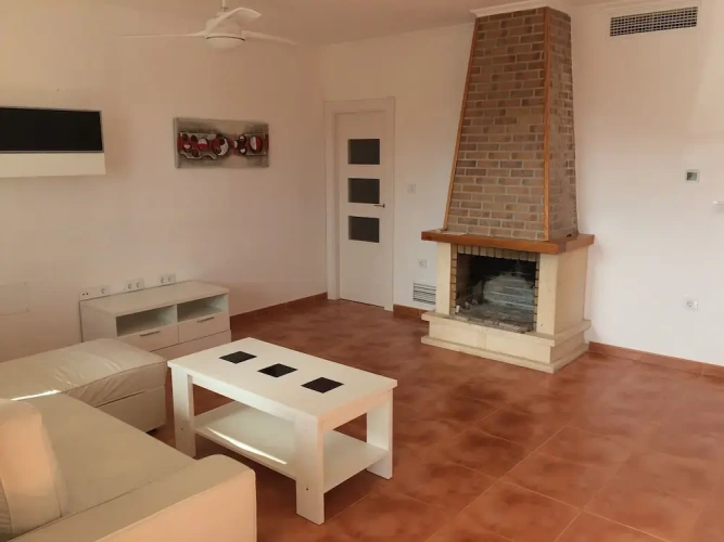 3 Bedrooms Family Cottage