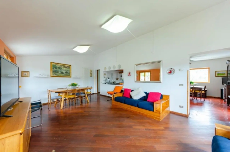 ALTIDO Splendid House w/Garden & Green Hills View