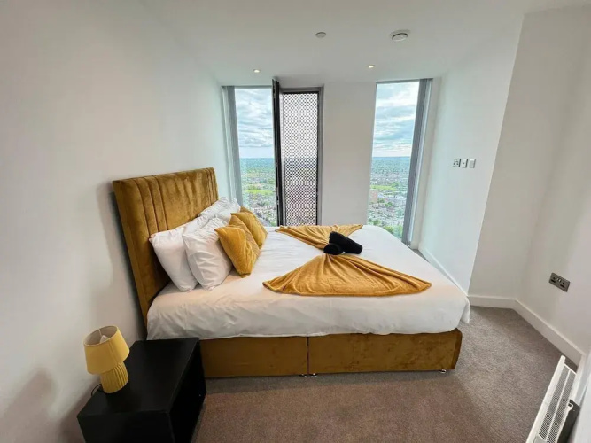 Luxurious Deansgate 3bedroom Apartment Sleeps 10