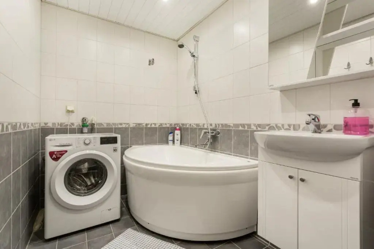 3 room central apartmend 90m2 free parking