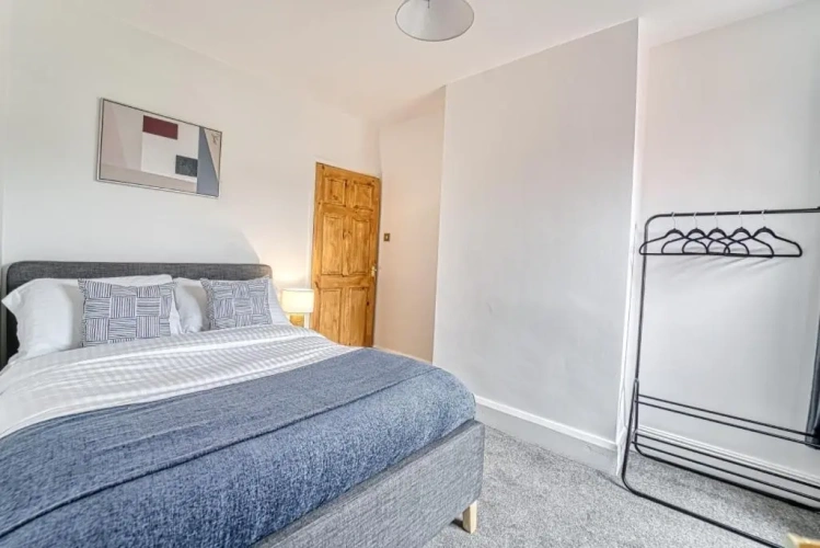 2 Bedrooms Cottage