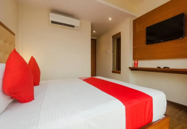 Hotel Aromas by OYO Rooms