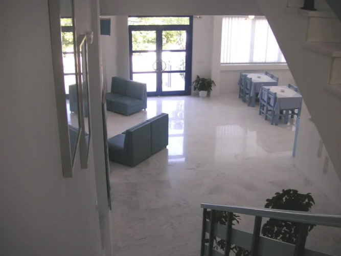 Danae Hotel