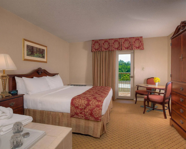 Music Road Resort Inn