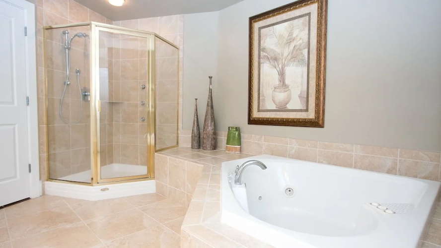 Tranquil Condo With Wraparound Balcony - Unit Crc1002