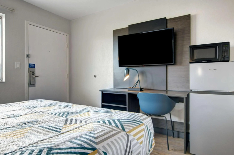 Motel 6 Venice, FL