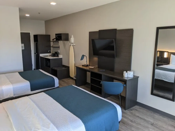 Deluxe Quadruple room