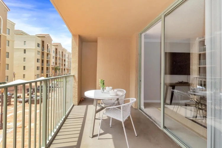 1 Bedroom Apartment