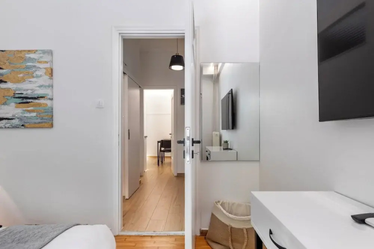 Viora Stunning Deluxe Studio in Athens