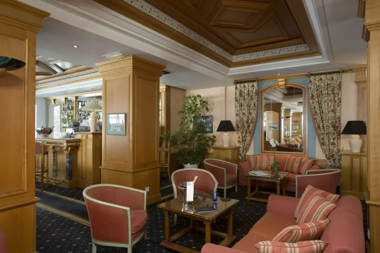 Hotel Carlina Courchevel