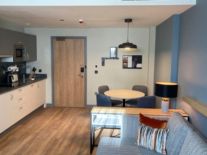 1 Bedroom Family Suite