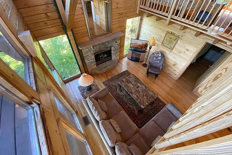 A Stellar 2bed 2bath Minutes to Parkway