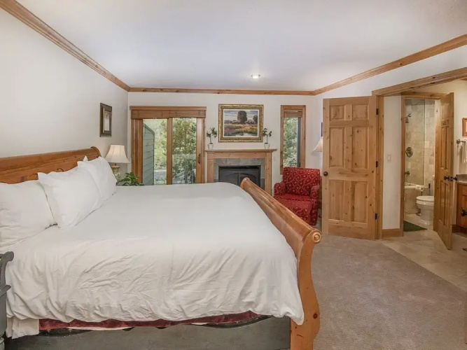 Coldstream Townhome 19