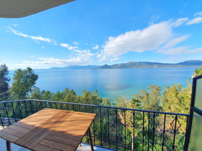 Paleros View Inn