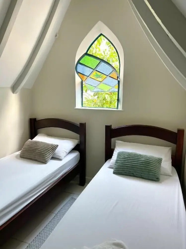 Hostel Castell di Madre