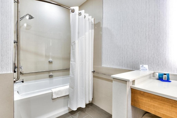 Twin Suite