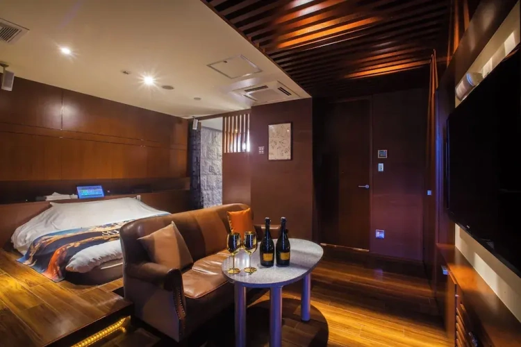 Premier Single room