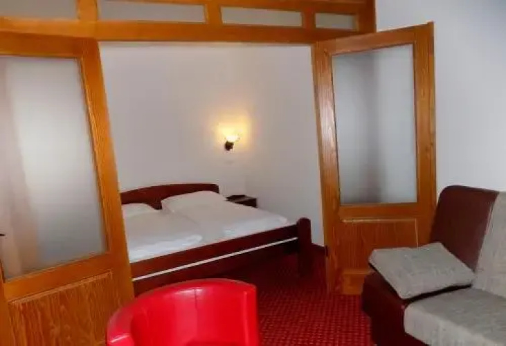 Hotel Knez