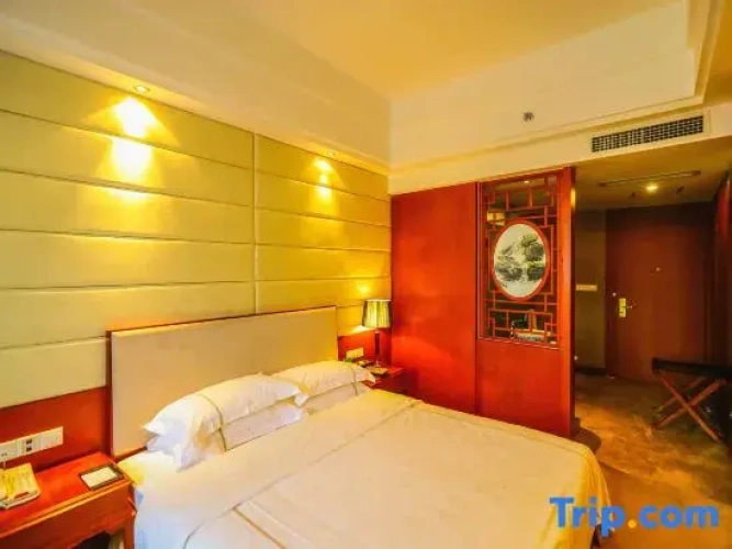 Standard Double Suite