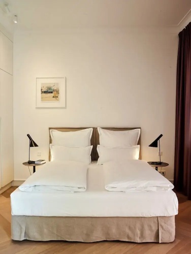 Townhouse by THE QVEST