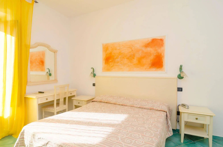 Hotel Aragonese