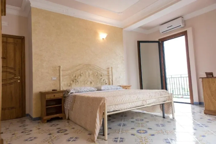 Deluxe Double room with balcony and with sea view