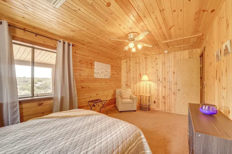 Mtn & Golf Course Views: Payson Retreat!
