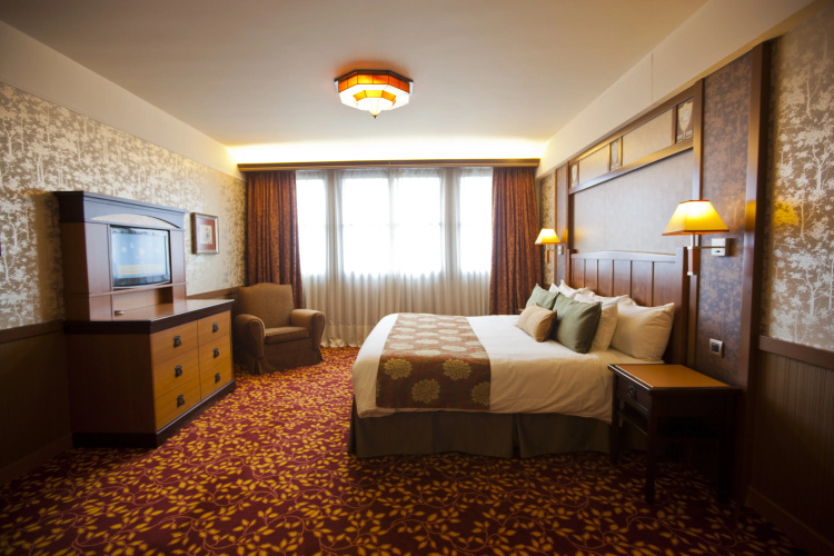 Disney Sequoia Lodge