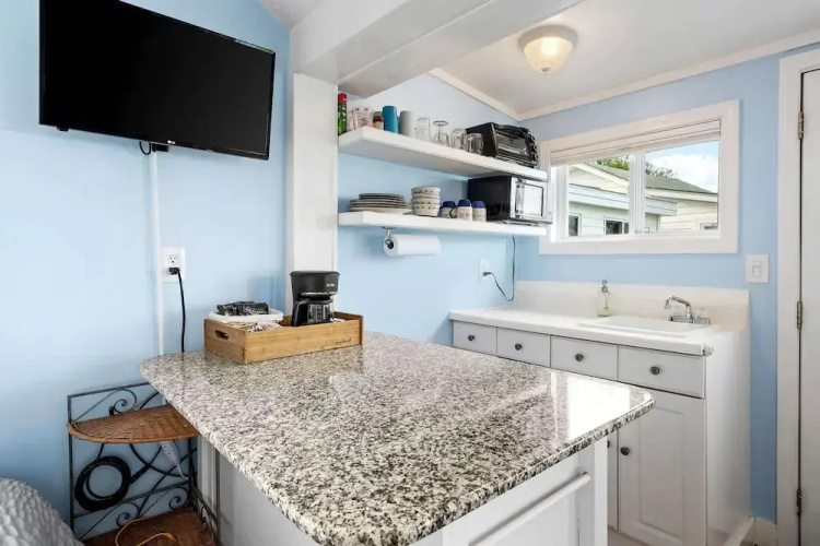 Shore Delight Studio for 2!