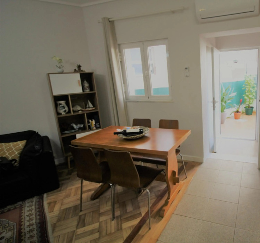 Apartamento com Patio