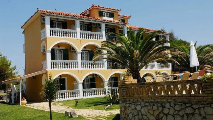Villa-Nostos