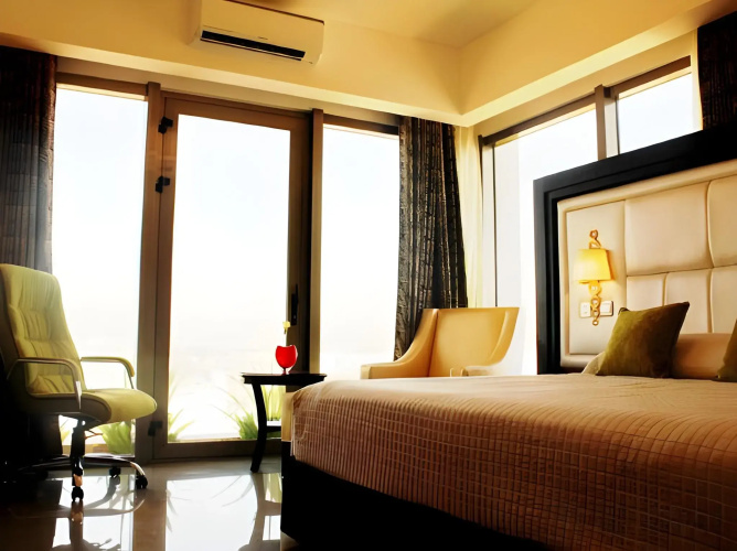 Central Park Tower Resort