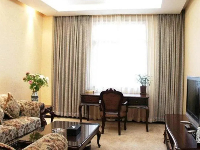 Fragrant Hills Holiday Business Hotel