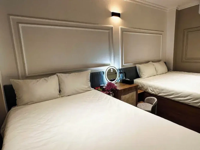 Standard Triple room