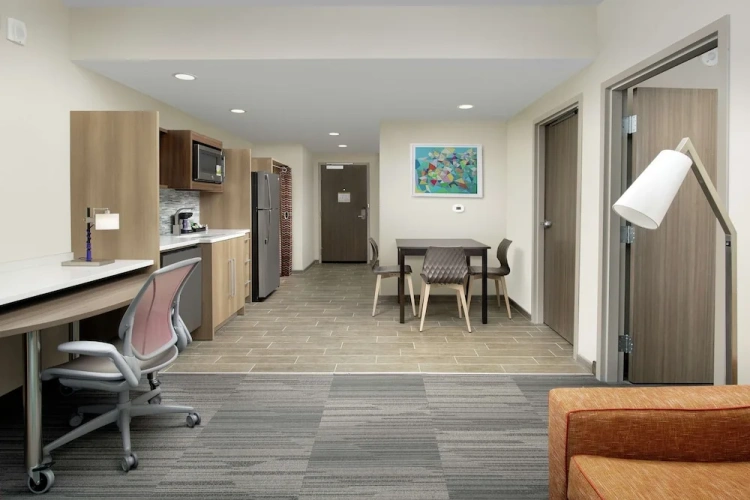 1 Bedroom Suite