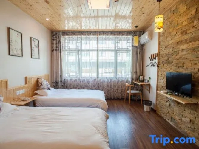 Standard Sextuple room