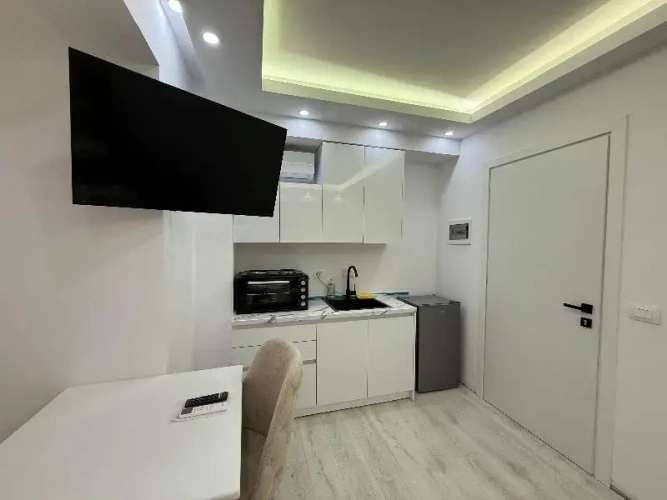 Deluxe Studio