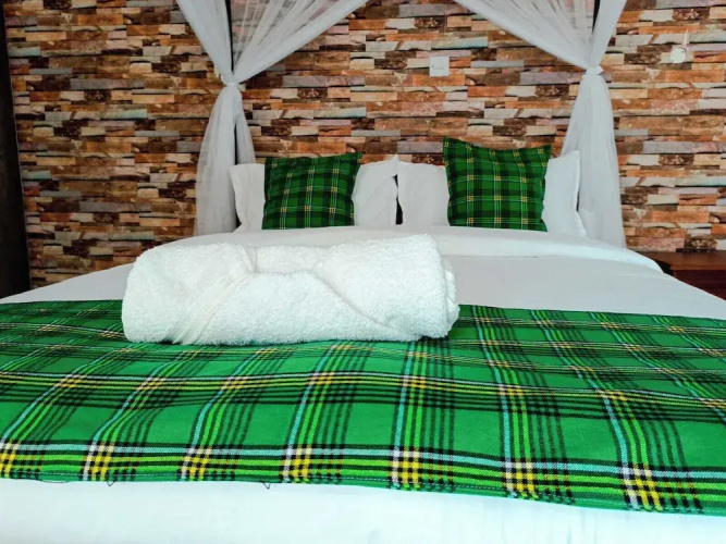 Queen's Way Resort