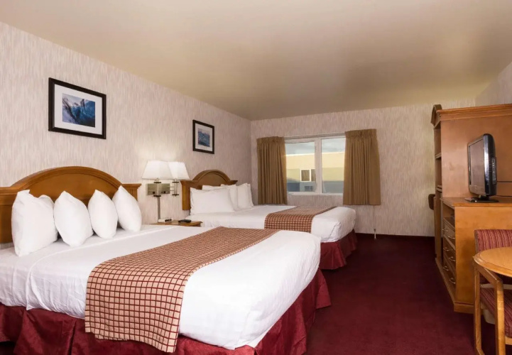 GuestHouse Inn and Suites Anchorage
