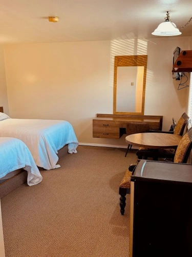 Economy Quadruple room with city view