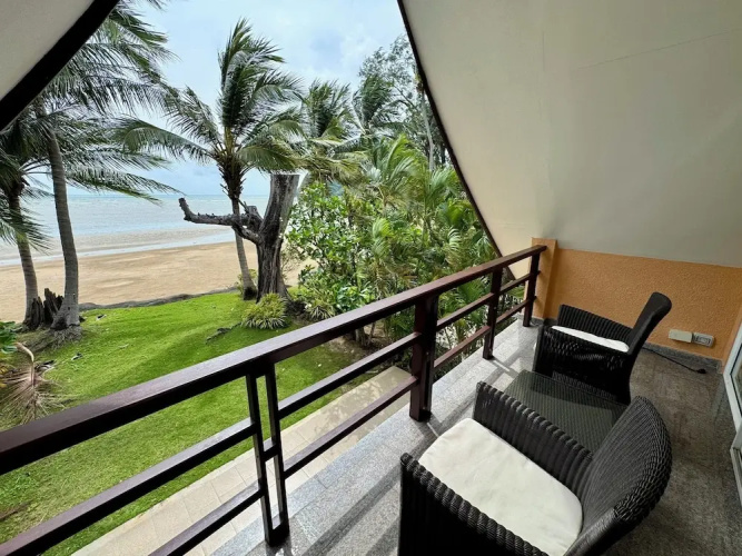 Siam Royal View Beachfront Villa by PSR