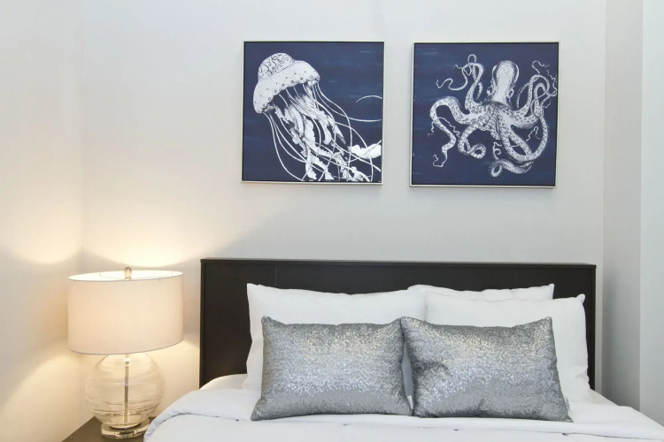 Bright 2Br In Bucktown By Sonder Over view