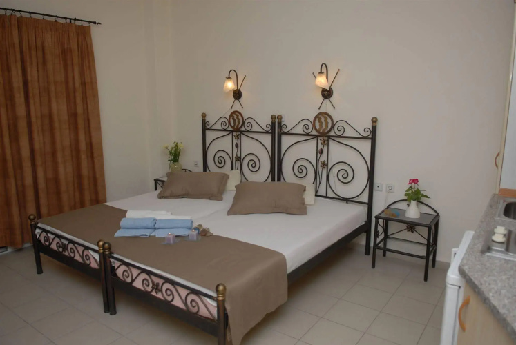 Core Hotel Polychrono