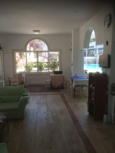 Ministar Hotel