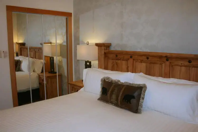 Canyon Ridge Lodge