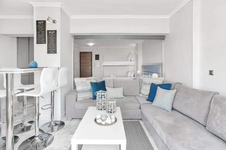 Chic Modern Seaside Oasis -Sunny Piraeus
