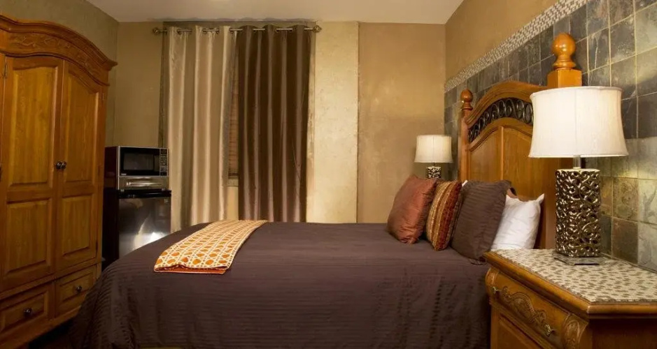 Luxx Boutique Hotel